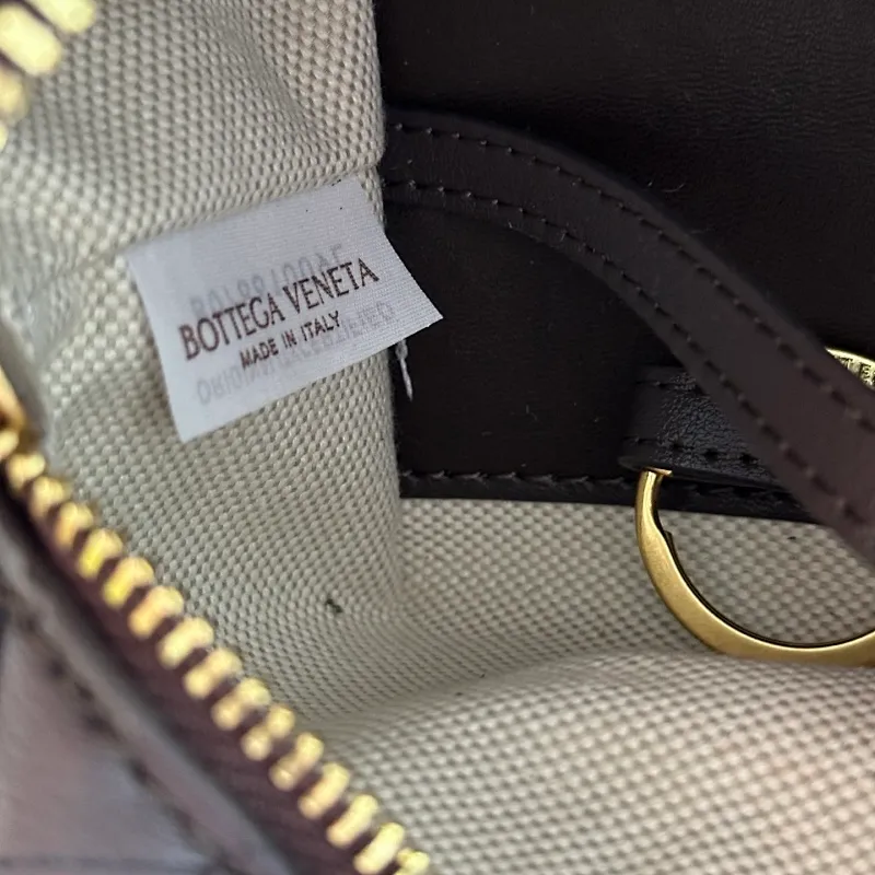 All Categories Official Website "Brand Women's Bags" Women's Bags 💙 BV 2025 Official Website New BV Crossbody Bag
